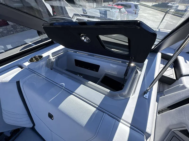 Slide: The Image of Nautique G23 2026 - 4