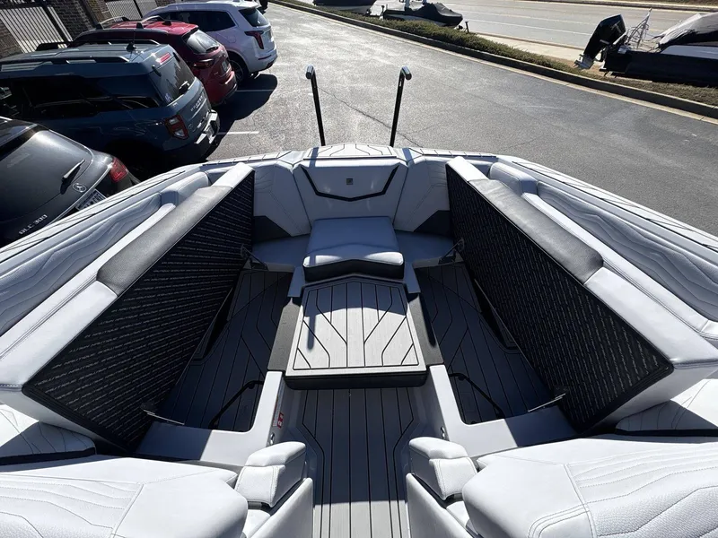 Slide: The Image of Nautique G23 2026 - 9