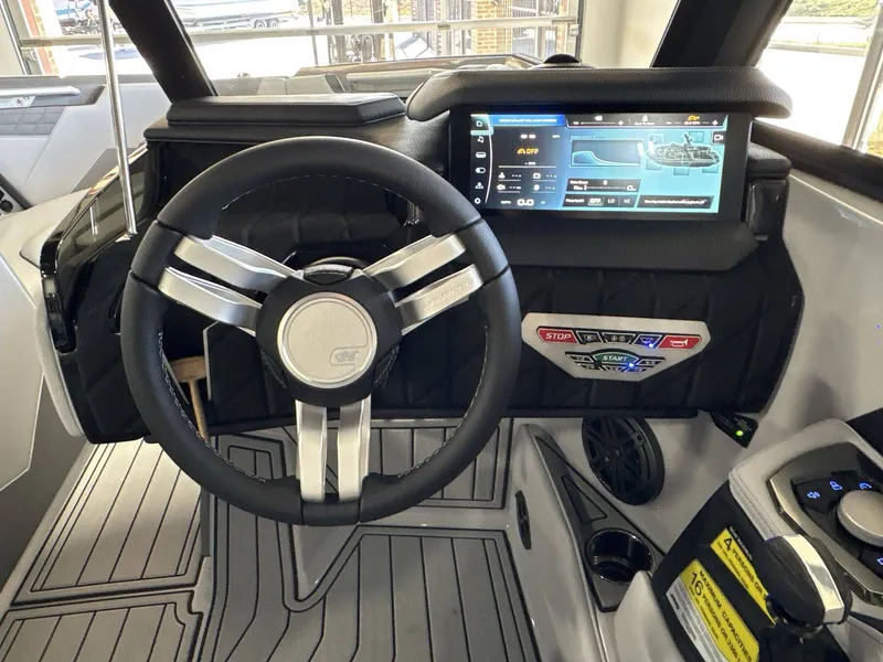 Slide: The Image of Nautique Super Air Nautique S23 2026 - 19