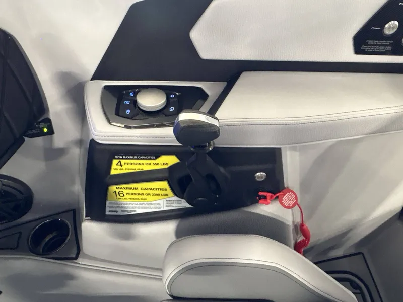 Slide: The Image of Nautique Super Air Nautique S23 2026 - 25