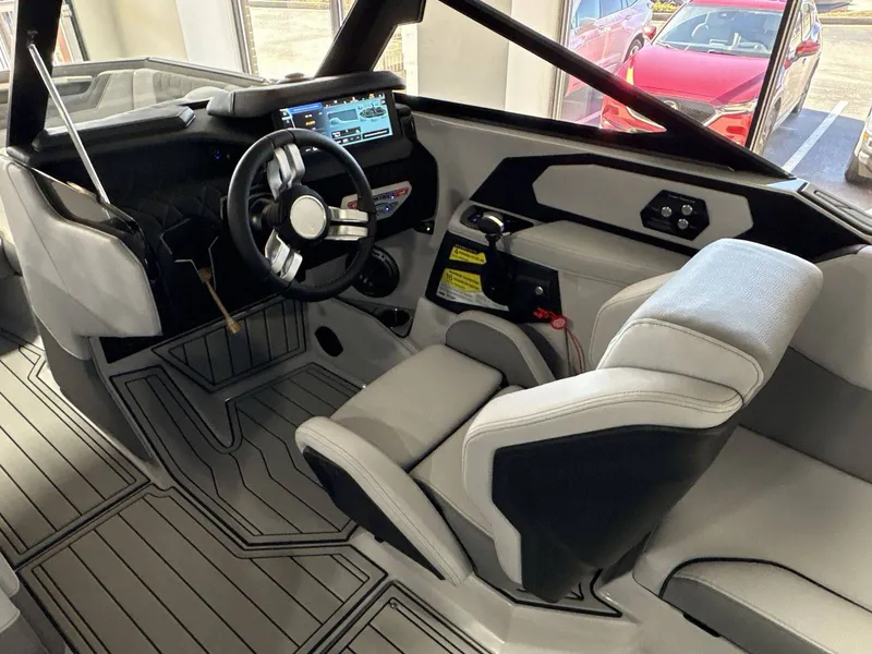 Slide: The Image of Nautique Super Air Nautique S23 2026 - 27