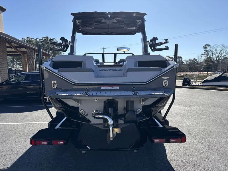Slide: The Image of Nautique Super Air Nautique S23 2026 - 7