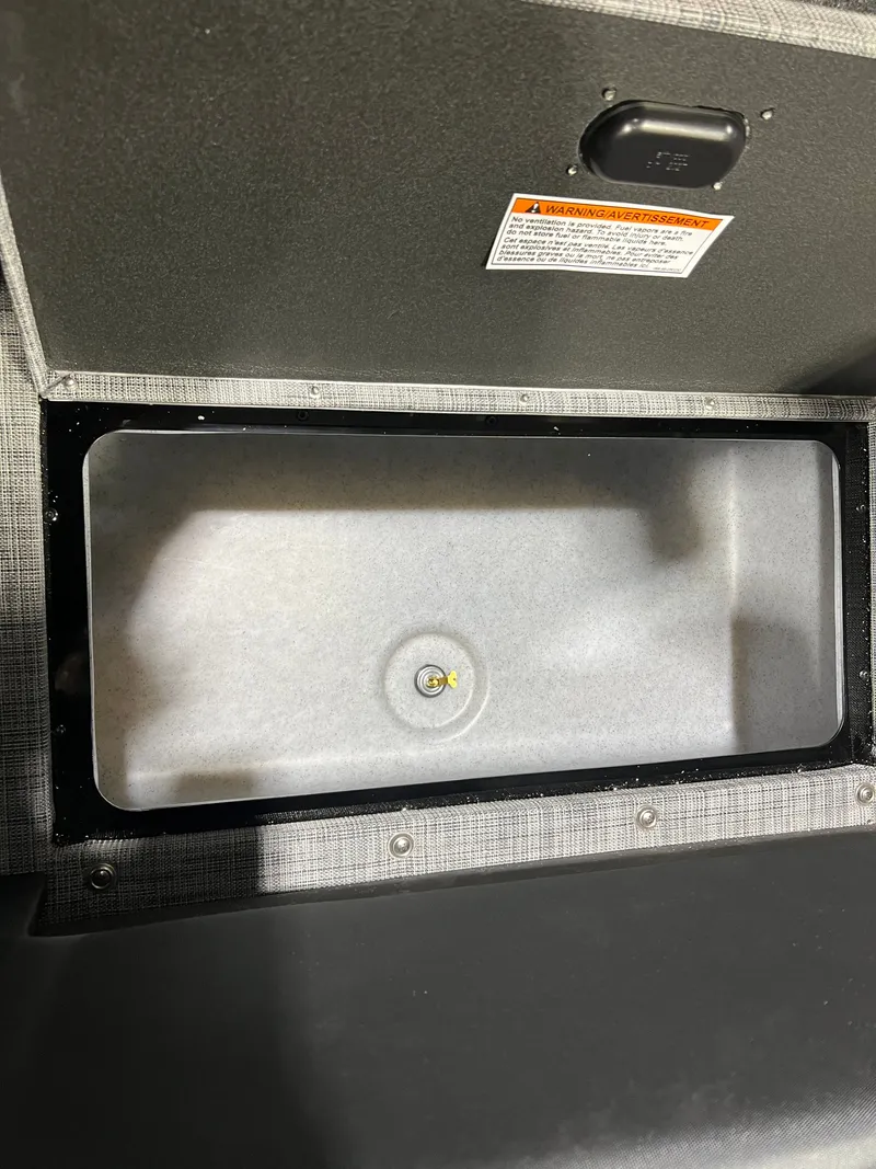 Slide: The Image of Princecraft Ventura 230 WRL Deckboat & Mercury 4-Stroke EFI 2026 - 25