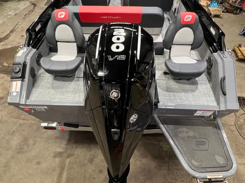 Slide: The Image of Princecraft Ventura 230 WRL Deckboat & Mercury 4-Stroke EFI 2026 - 42