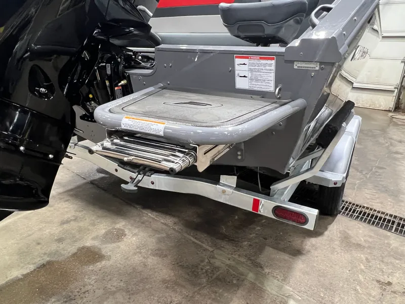 Slide: The Image of Princecraft Ventura 230 WRL Deckboat & Mercury 4-Stroke EFI 2026 - 44