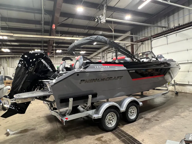 Slide: The Image of Princecraft Ventura 230 WRL Deckboat & Mercury 4-Stroke EFI 2026 - 45