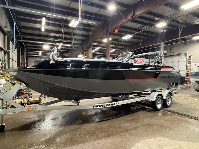 Slide: The Image of Princecraft Ventura 230 WRL Deckboat & Mercury 4-Stroke EFI 2026 - 48