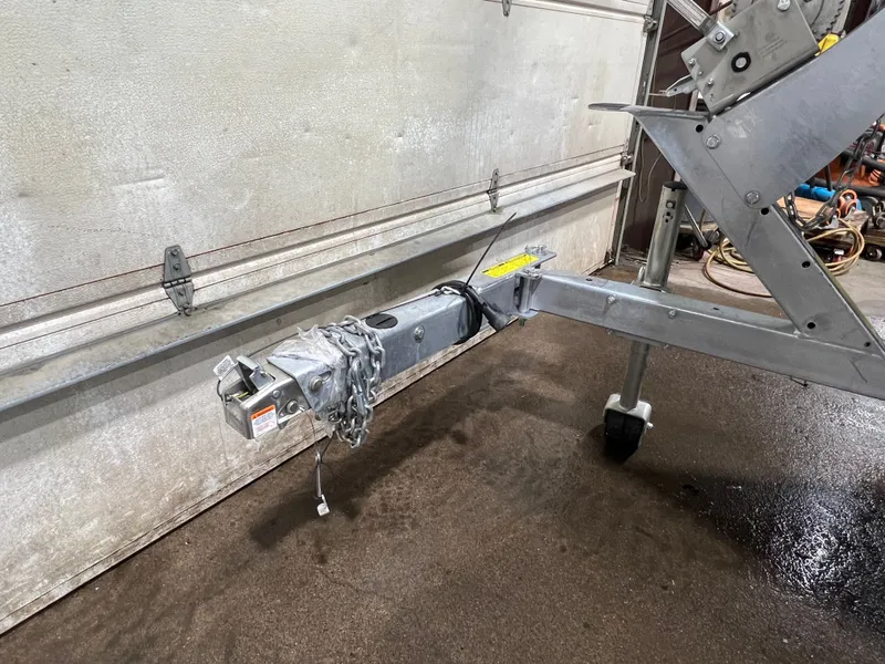 Slide: The Image of Princecraft Ventura 230 WRL Deckboat & Mercury 4-Stroke EFI 2026 - 49