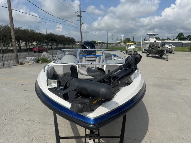 Slide: The Image of Skeeter SL 210 2012 - 12