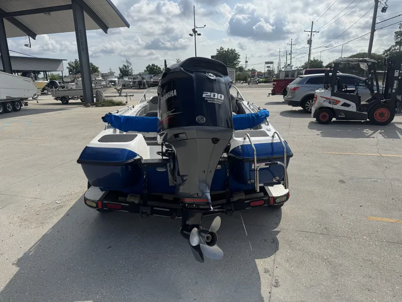 Slide: The Image of Skeeter SL 210 2012 - 8