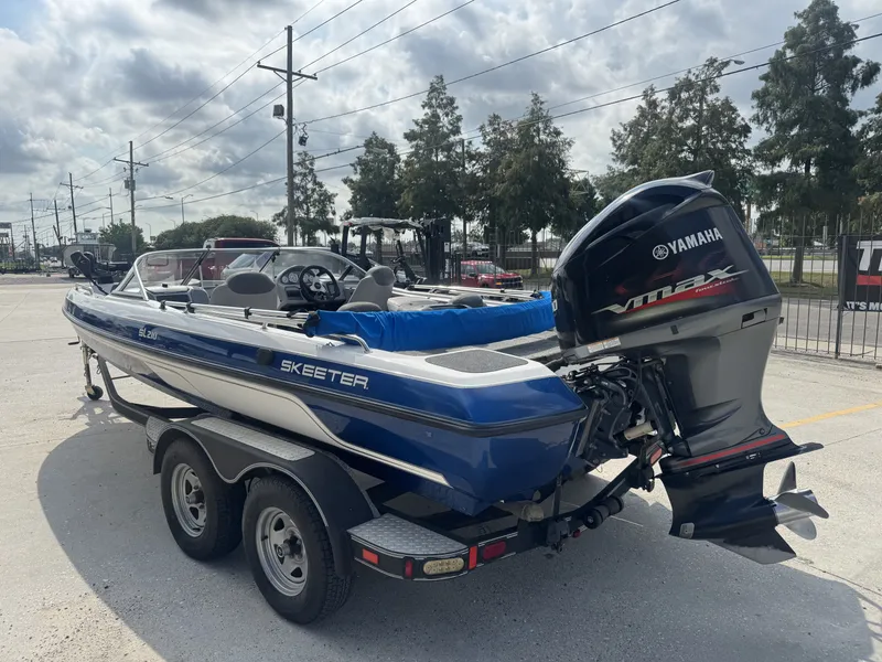 Slide: The Image of Skeeter SL 210 2012 - 9