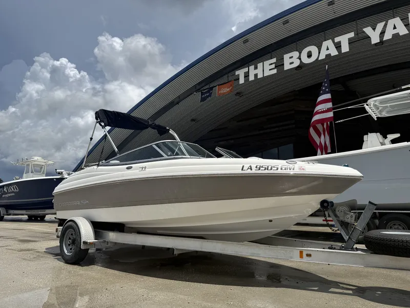 Slide: The Image of Chaparral 190 SSi 2007 - 8