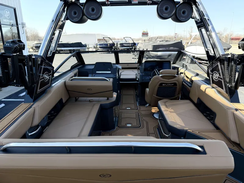 Slide: The Image of Cobalt R6 Surf 2026 - 10