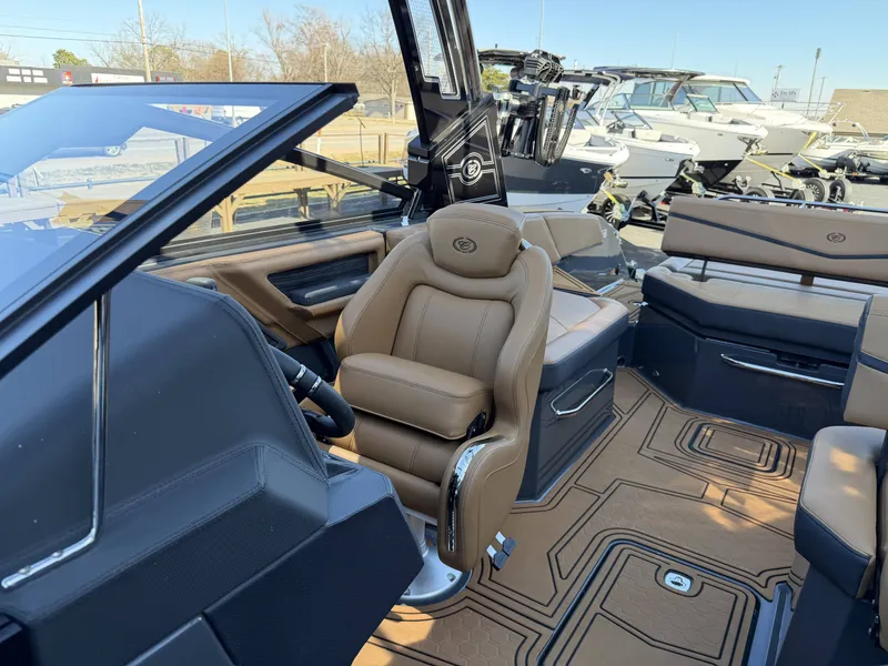 Slide: The Image of Cobalt R6 Surf 2026 - 20