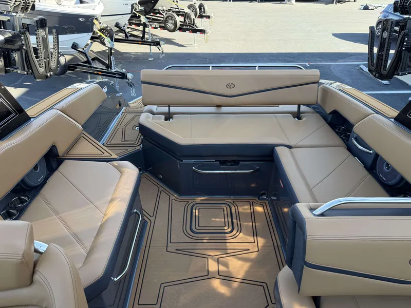 Slide: The Image of Cobalt R6 Surf 2026 - 21