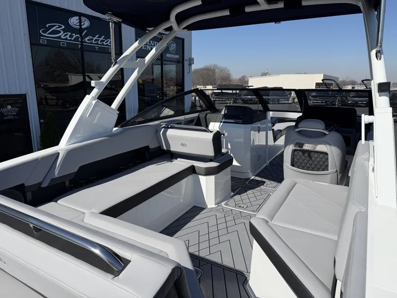 Slide: The Image of Cobalt R8 2026 - 10