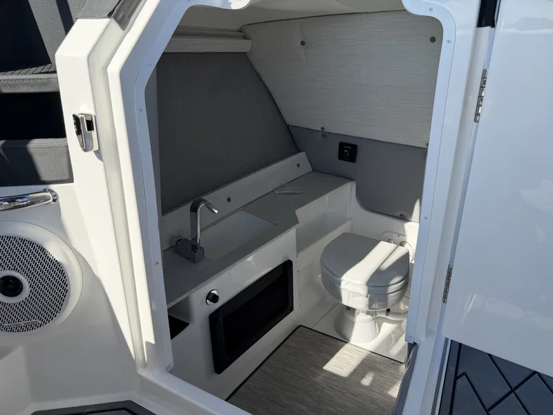 Slide: The Image of Cobalt R8 2026 - 15