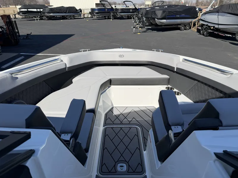 Slide: The Image of Cobalt R8 2026 - 16