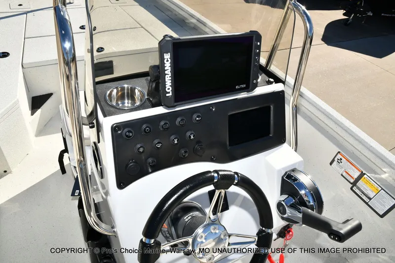 Slide: The Image of Ranger RB210 Cup Equipped w/200 Mercury Pro-XS 2026 - 9