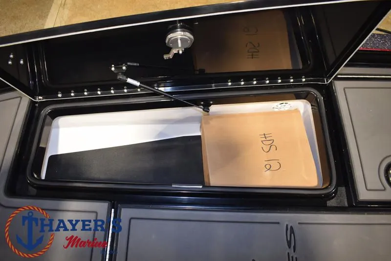 Slide: The Image of Caymas XS 21 PRO 2025 - 42