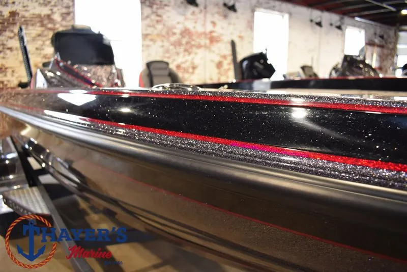 Slide: The Image of Caymas XS 21 PRO 2025 - 6