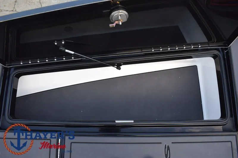 Slide: The Image of Caymas XS 20 PRO 2025 - 18