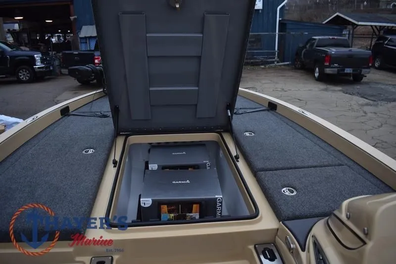 Slide: The Image of Caymas CX 20 PRO 2025 - 35