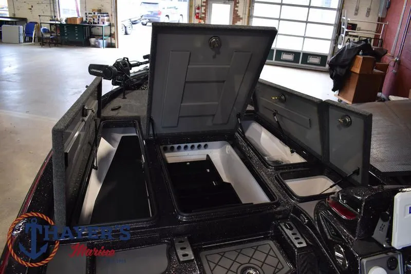 Slide: The Image of Caymas CX 20 2025 - 17