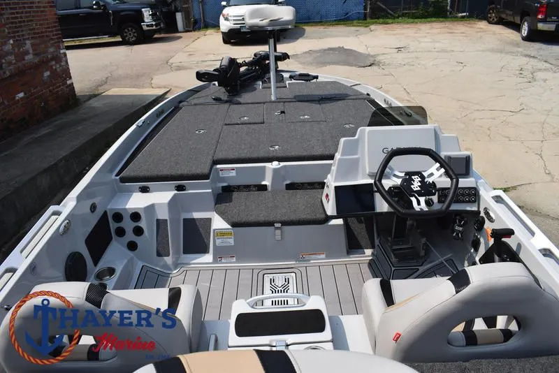 Slide: The Image of Bass Cat Puma STS 2025 - 48