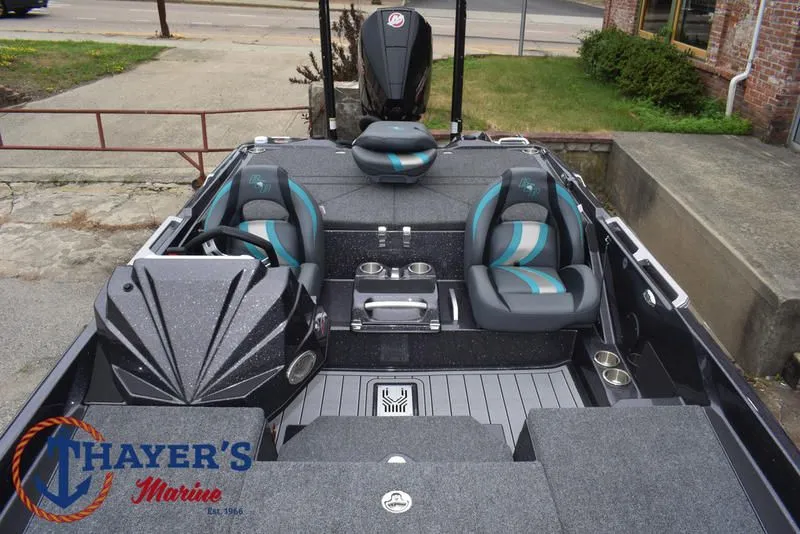 Slide: The Image of Bass Cat Puma STS 2025 - 47