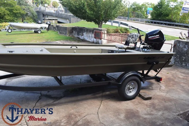 Slide: The Image of Tracker 1654 SPT 2026 - 17