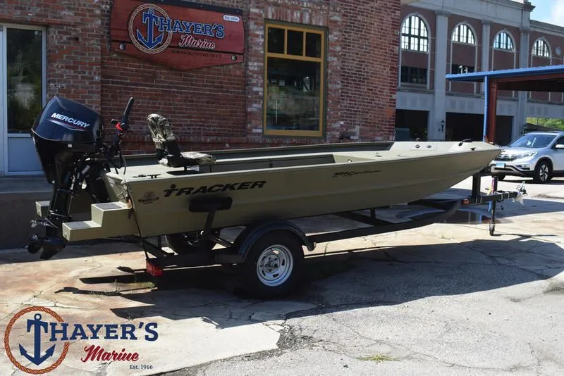 Slide: The Image of Tracker 1654 SPT 2026 - 2