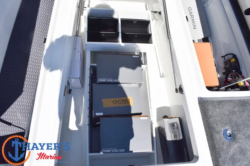 Slide: The Image of Phoenix Bass Boats 21 XE 2026 - 20