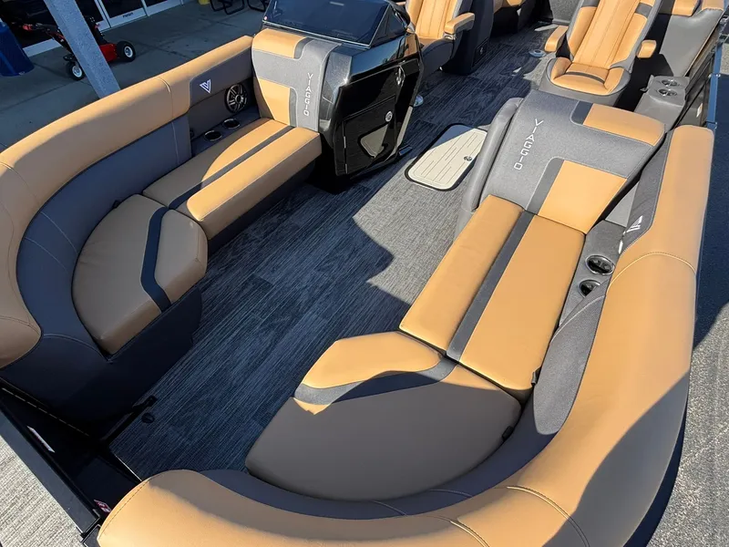 Slide: The Image of Viaggio x22u 2026 - 12