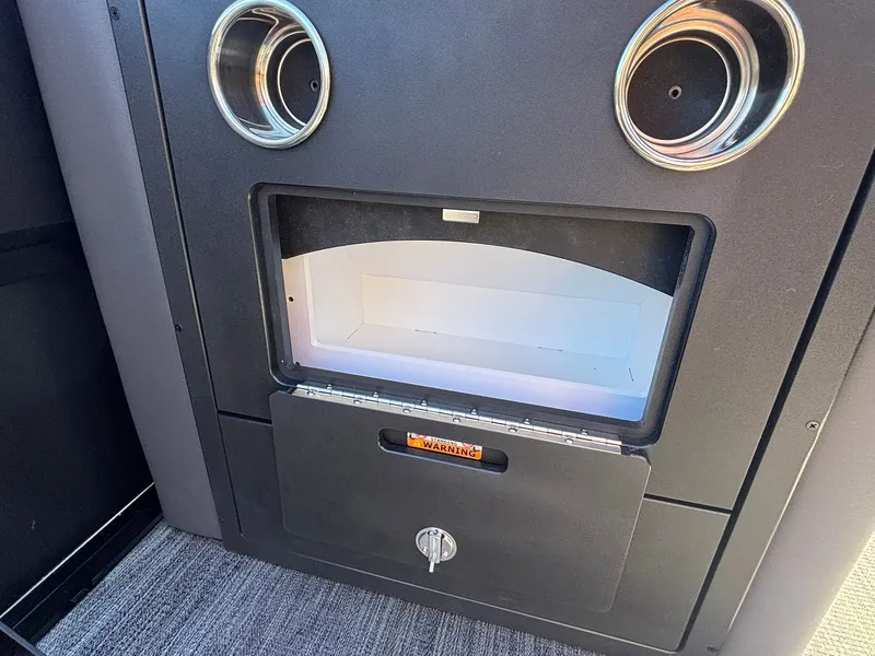 Slide: The Image of Viaggio x22u 2026 - 19