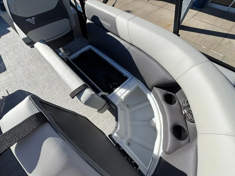 Slide: The Image of Viaggio V20U 2026 - 13