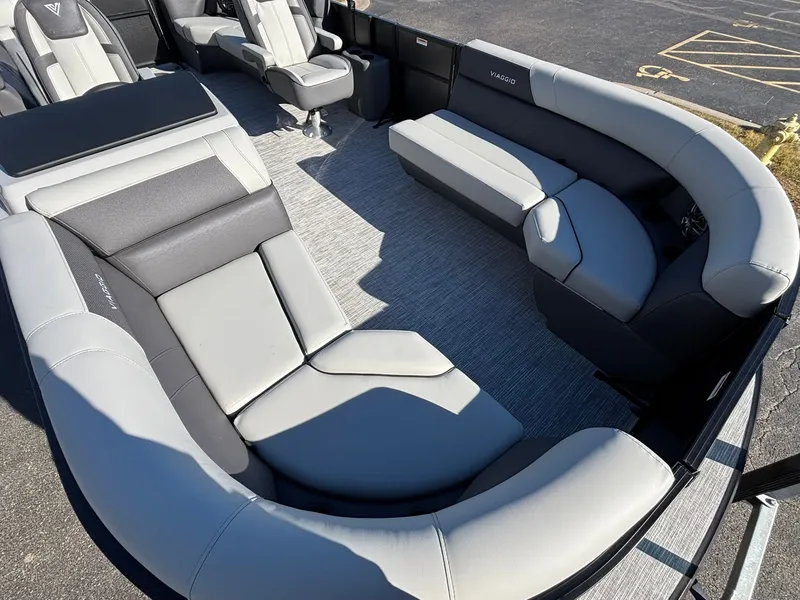 Slide: The Image of Viaggio V20U 2026 - 26