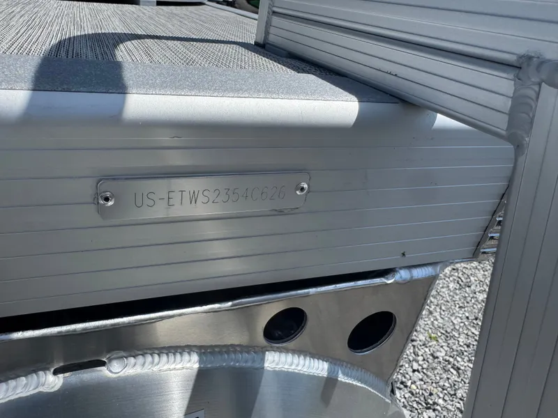 Slide: The Image of Bennington 22 SSR-Tritoon 2026 - 31