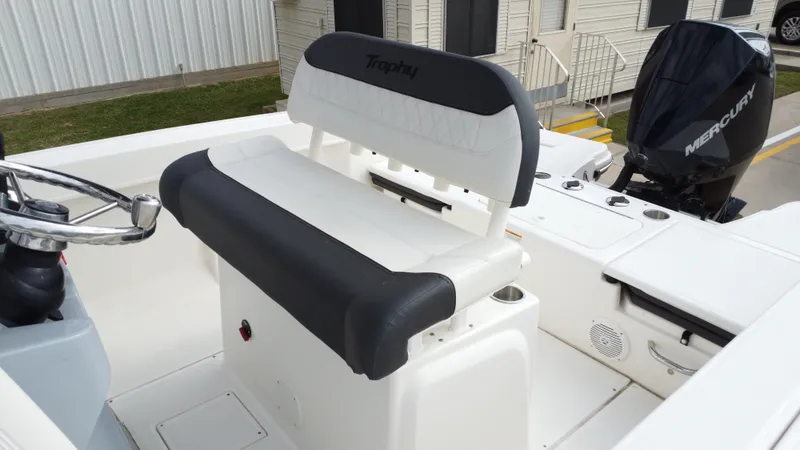 Slide: The Image of Bayliner Trophy T22CC 2022 - 24