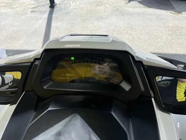 Slide: The Image of Yamaha VX 2020 - 11