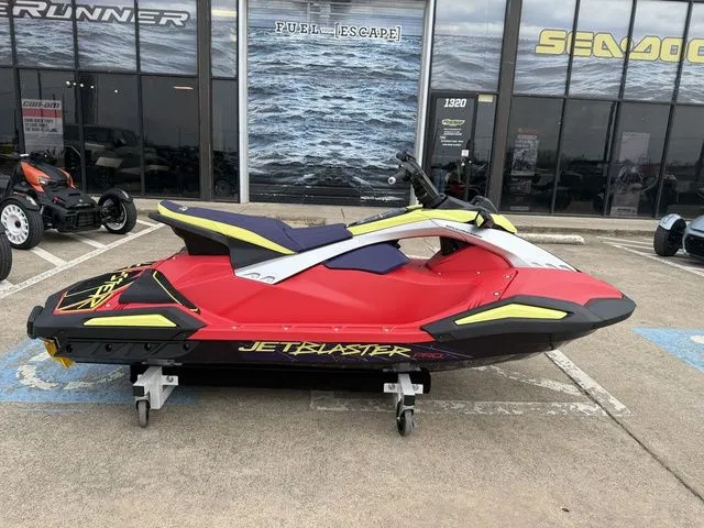 The Image of Yamaha JetBlaster PRO 3-Up 2026 - 1