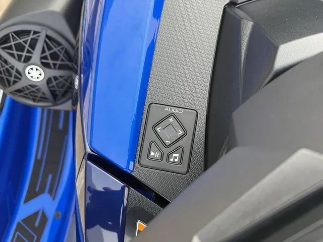 Slide: The Image of Yamaha VX Limited 2026 - 11