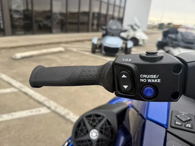 Slide: The Image of Yamaha VX Limited HO 2026 - 10