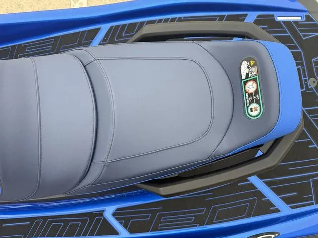 Slide: The Image of Yamaha VX Limited HO 2026 - 20