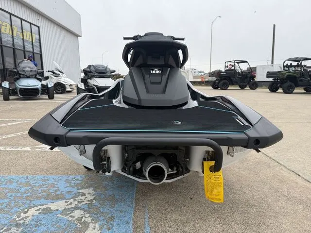 Slide: The Image of Yamaha VX Deluxe 2026 - 20