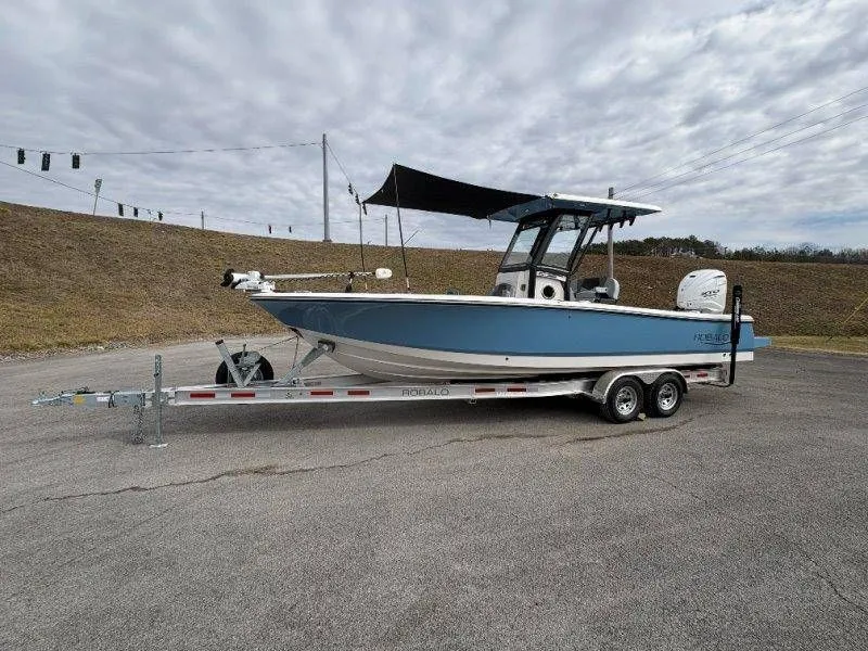 Slide: The Image of Robalo 266 Cayman 2026 - 27