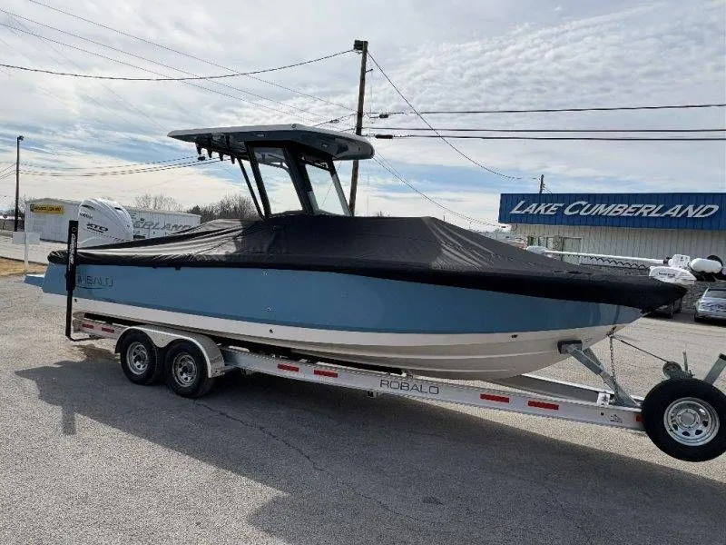 Slide: The Image of Robalo 266 Cayman 2026 - 90
