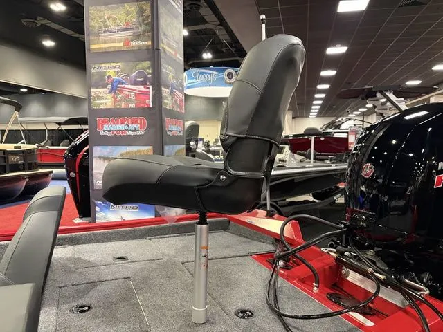 Slide: The Image of Tracker Pro Team 195 TXW 2026 - 13