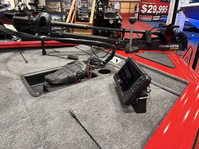 Slide: The Image of Tracker Pro Team 195 TXW 2026 - 25