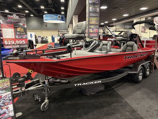 Slide: The Image of Tracker Pro Team 195 TXW 2026 - 29